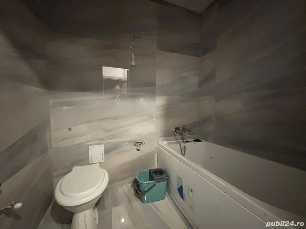 De inchiriat apartament cu 3 camere NEMOBILAT, Brancoveanu sector4 - Poză 3