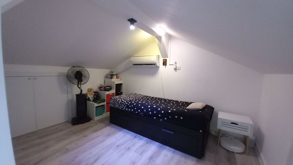 Cosmopolis - Vila NC cu 2 Dormitoare Mobilata si Utilata - Poză 13