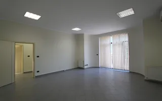 Birouri în vila - zona Balcescu - Poză 26