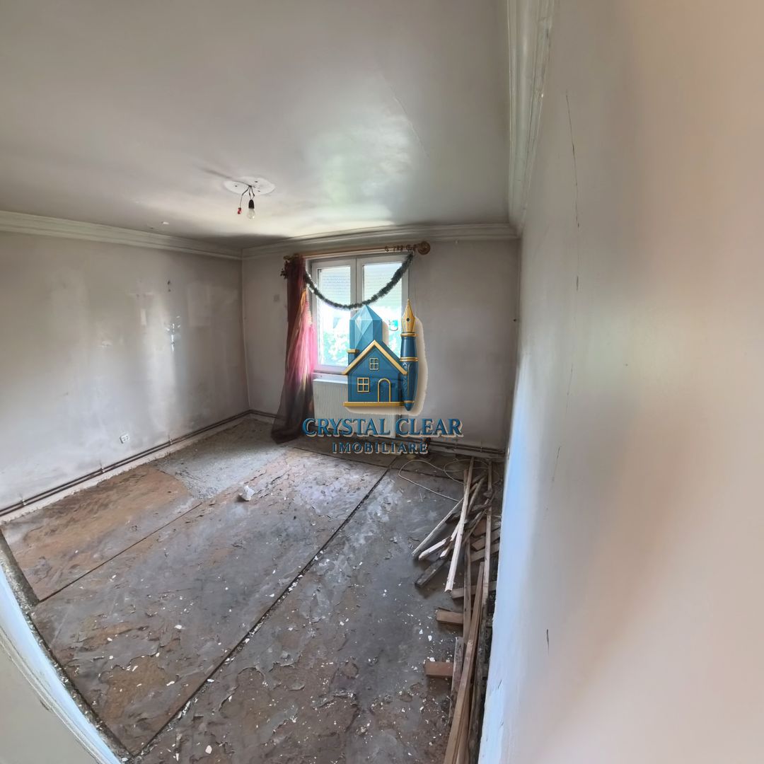 Apartament cu 4 camere - cartierul Dâmbu Pietros, str. Parângului - Poză 6