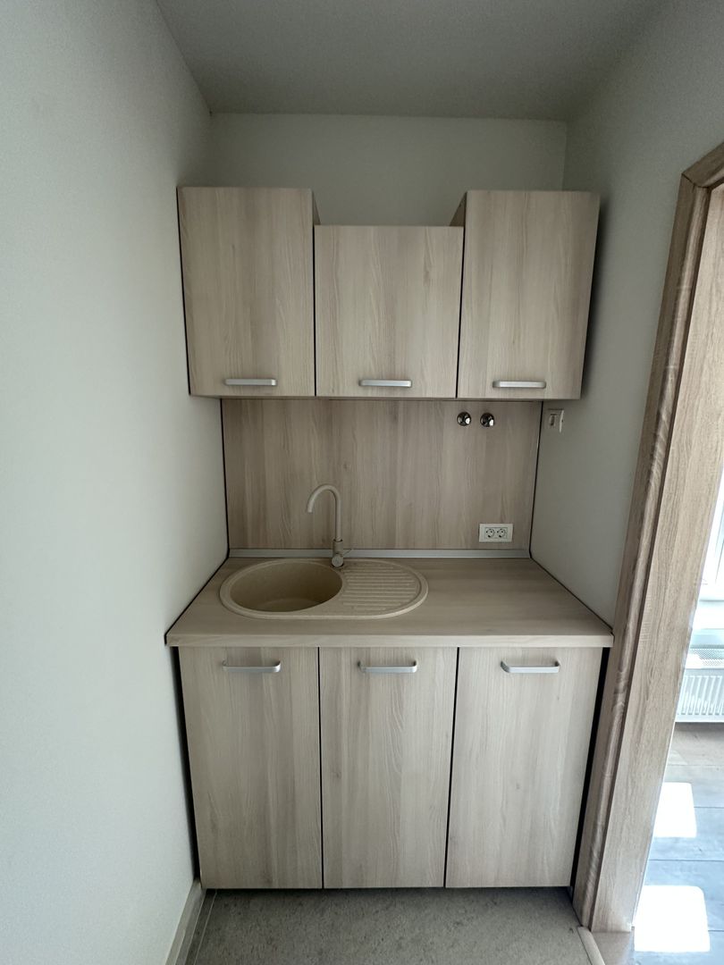Saptii de birouri Ultracentral supraf. de la 28pana la125 mp - Poză 10