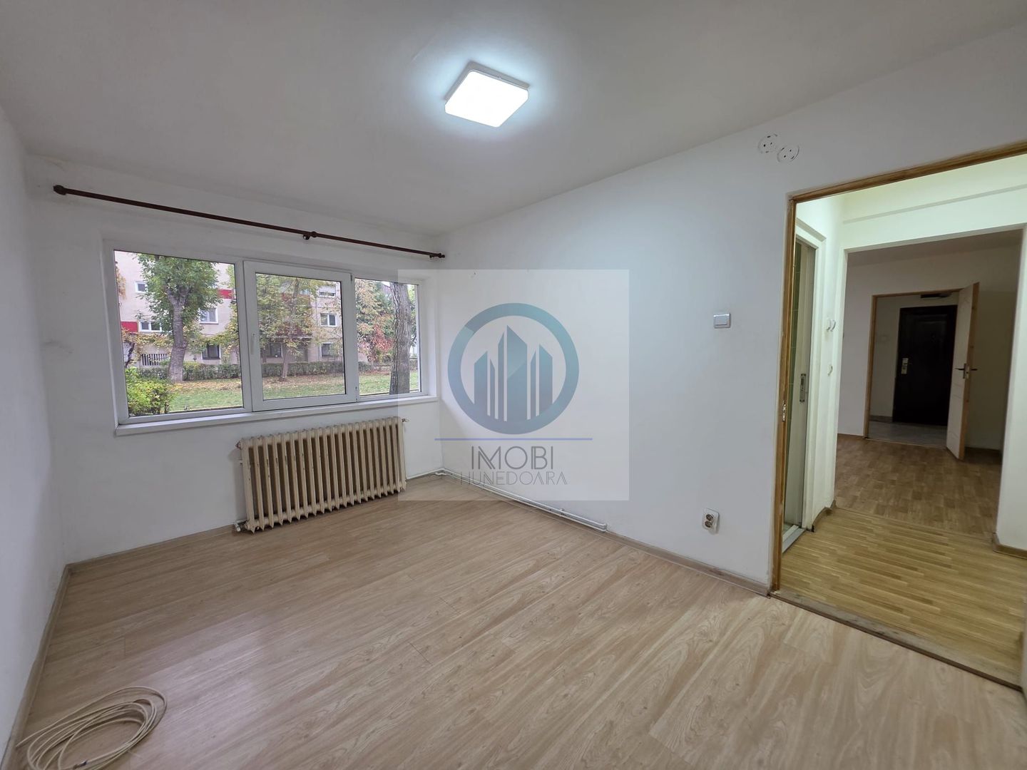 Apartament 2 camere de vanzare parter SU 51 Deva Al. Constructorilor - Poză 9