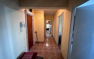 Ag BRASADAS vinde apartament 3 camere etaj 6/10 decomandat. - Poză 6