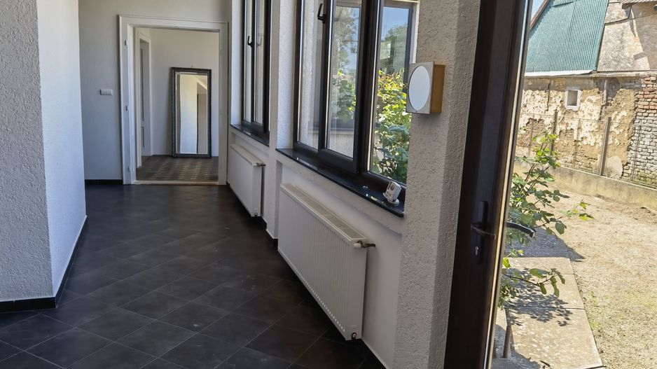 Casa ultracentral Periam - Poză 18