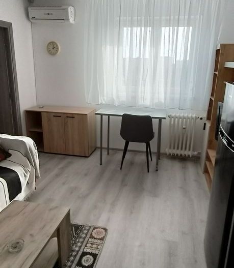 Apartament 2 camere renovat, metrou Parc Drumul Taberei, - Poză 2
