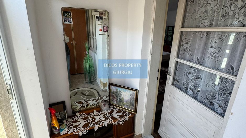 De Vânzare - Casă, Strada Griviței - Poză 30