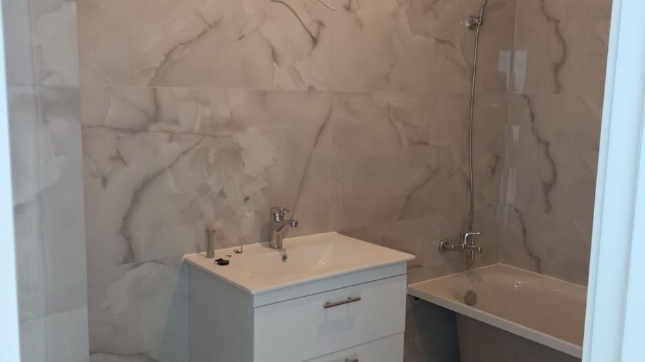 2cam.studio dec.+parcare/central Popesti-Leordeni - Poză 4