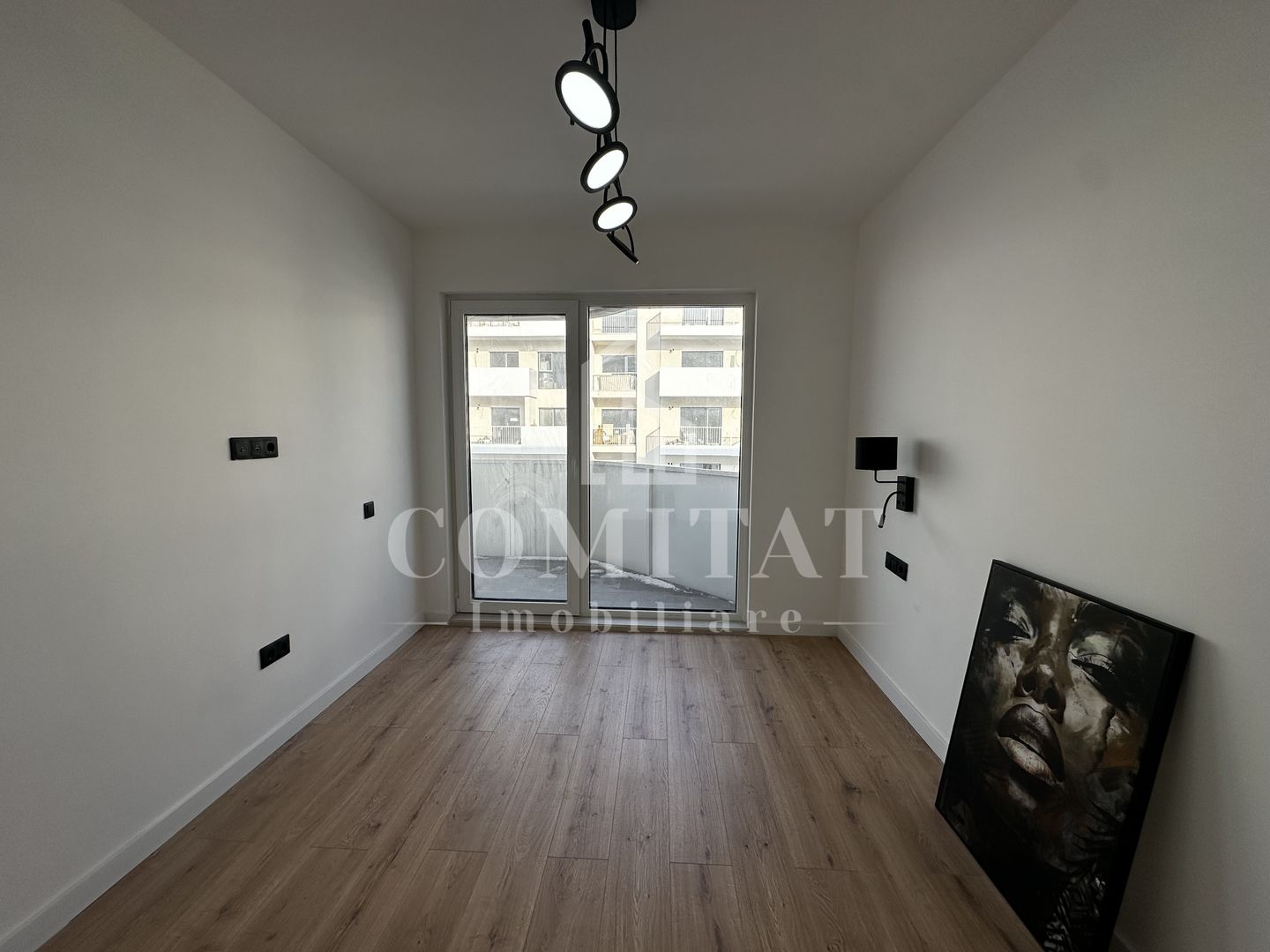 Apartament finisat modern | Etaj intermediar | Zona Eroilor-Floresti - Poză 10