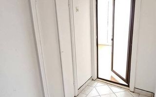 3 camere, decomandat, Micro 19, etaj 4/10 - Poză 3