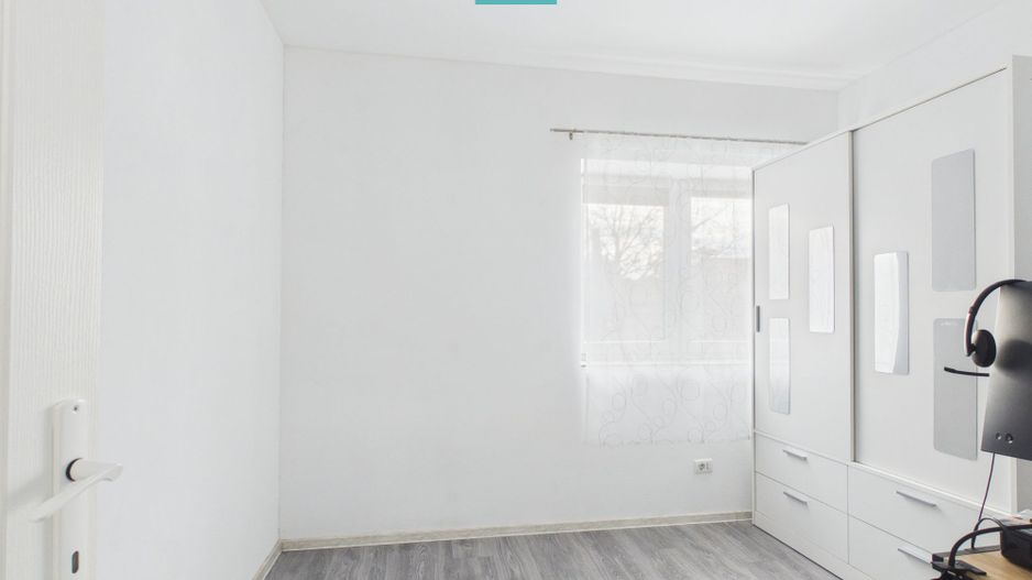 Apartament cu 3 camere si curte in Alfa - Poză 4