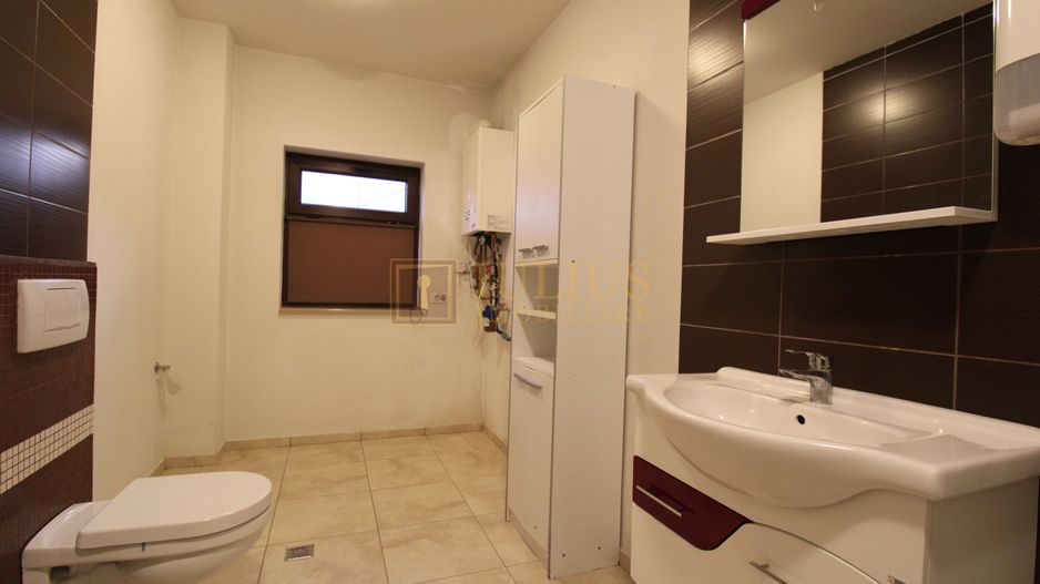 Zona Cetatii; 6 incaperi, ideal pentru sediu firma. - Poză 10