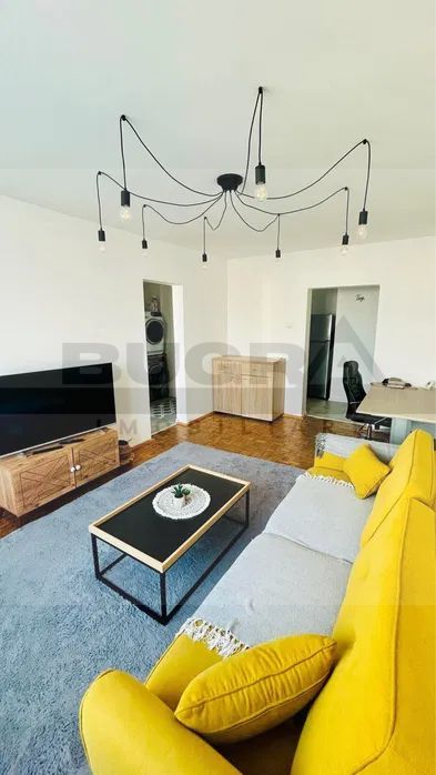 Apartament 2 camere, 56mp, etaj intermediar, parcare, zona centrala - Poză 1