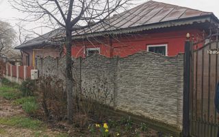 Casa de vanzare - comuna Pielesti - Poză 1