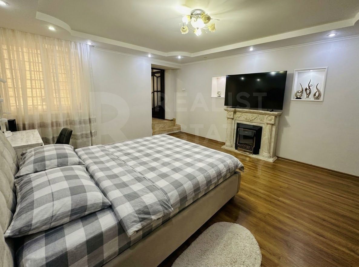 Vânzare, apartament 3 camere, 90 mp, str. Maria Drăgan, Ciocana - Poză 2