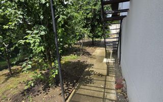 🏡 Casă renovată cu 6 camere, teren 557 mp – Berceni, Prahova - Poză 12