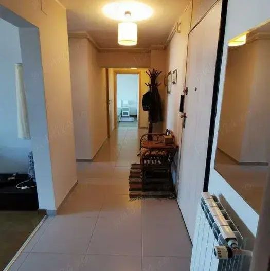 BRASADAS închiriază ap cam etaj 6/8 Bd. UNIRII. - Poză 5