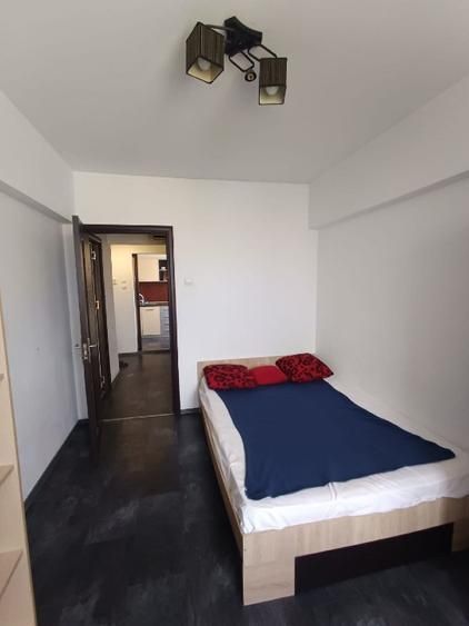 De vanzare Apartament 3 camere Tineretului, central - Poză 5