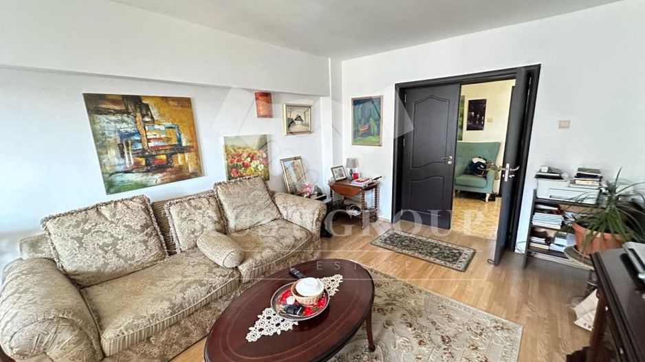 Apartament 4 camere Unirii | 1995 | decomandat | stradal | - Poză 3
