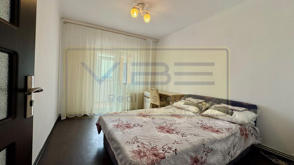 Apartament 3 camere 2 bai Centru -Blv Independentei - Poză 5