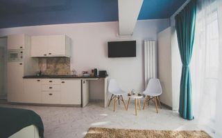 Studiou în prima linie la mare, cu vedere directă la mare - Poză 3