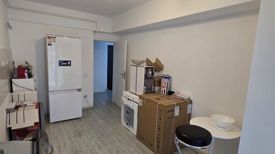 Apartament 2 camere 60 mp.+ loc de parcare Popas Pacurari 120000 euro - Poză 6
