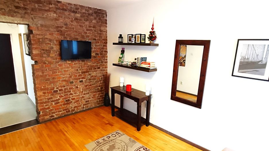 Apartament cu 2 camere in Piata Mihai Viteazul - Poză 4