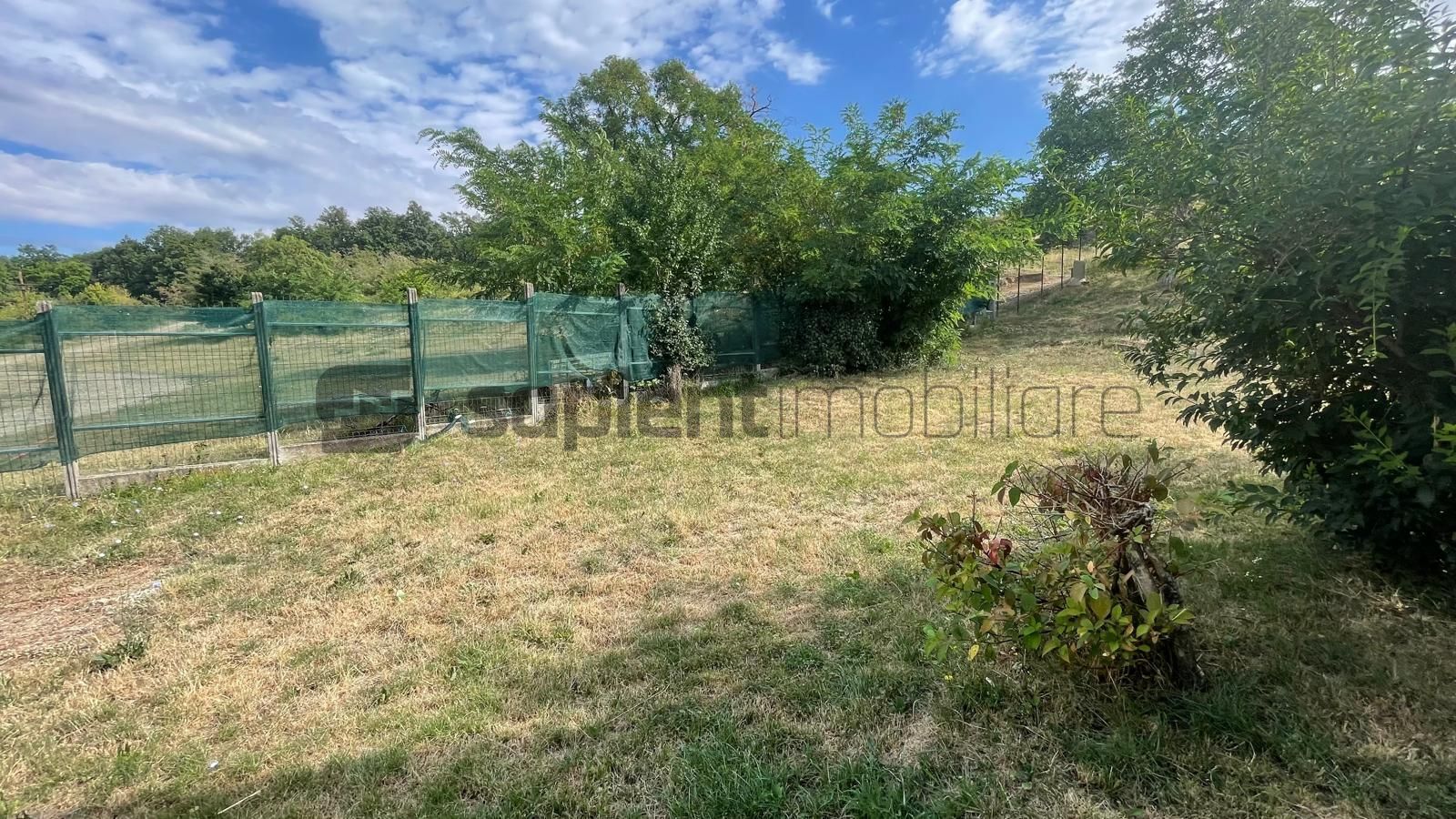 Casă spațioasă + Casă de oaspeți. Ideală pentru 2 familii! - Poză 9