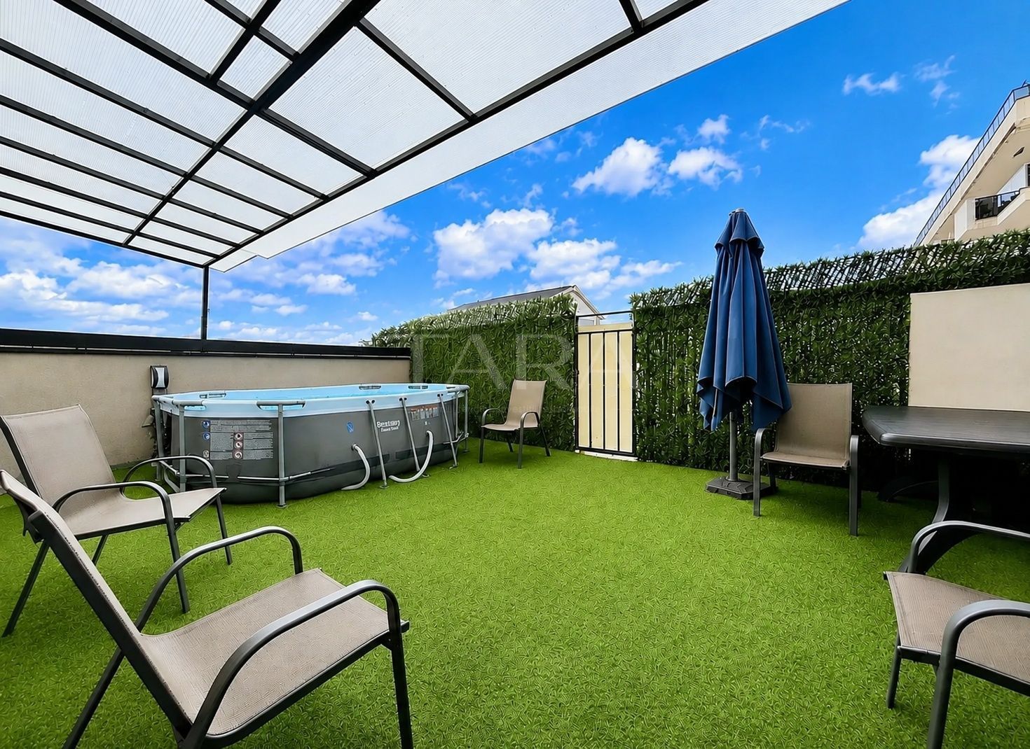 Apartament 3 camere, 2 terase generoase și piscină, complet finisat. - Poză 1