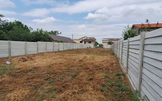 Teren intravilan imprejmuit cu gard de beton de vanzare - Poză 15