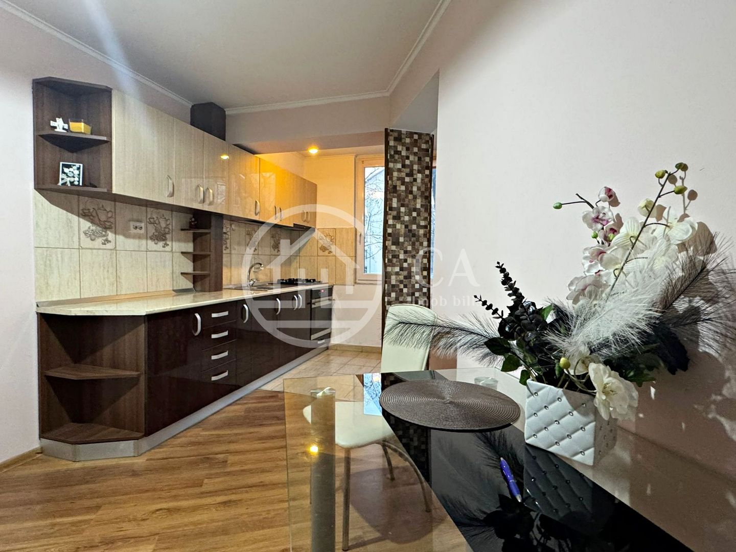 Apartament de vânzare cu 2 camere tip X în zona Nufărul, Oradea - Poză 1