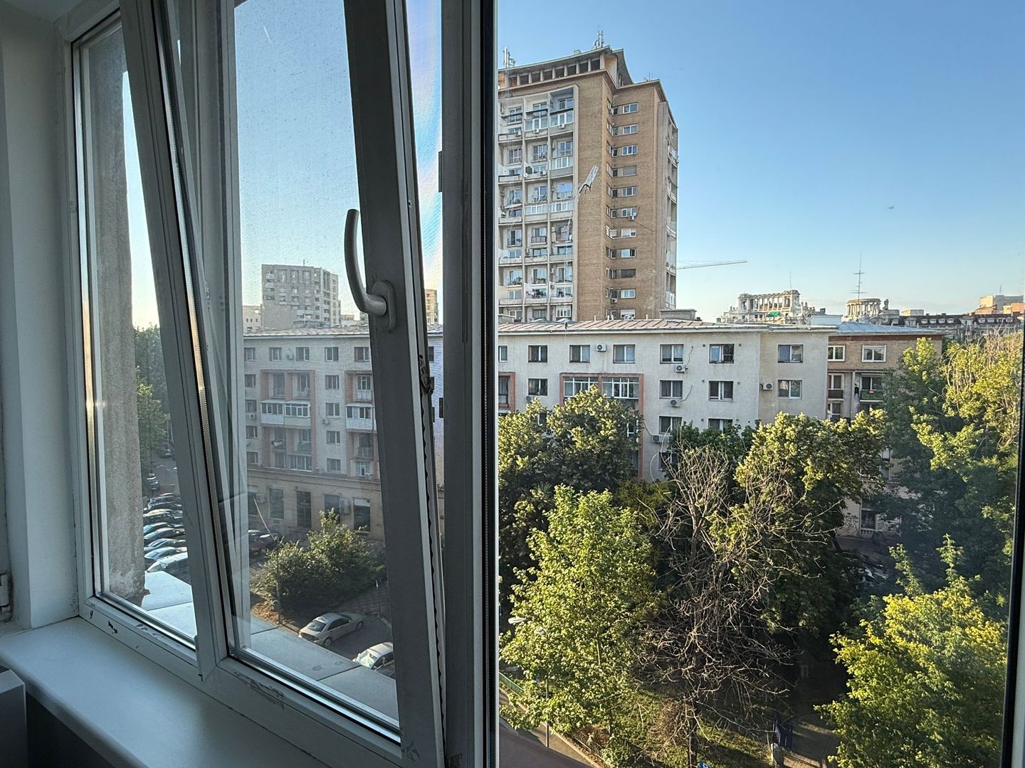 VANZARE Garsoniera in zona Unirii - Poză 15