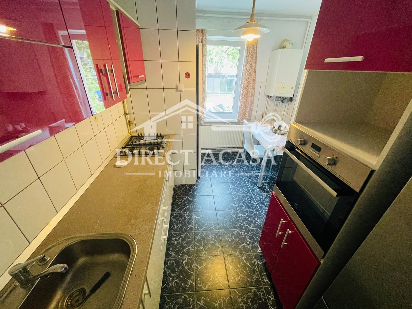 Apartament cu 3 camere de inchiriat-Str Transilvania-Zona Tudor - Poză 4