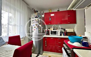 Apartament de vânzare cu 3 camere în zona Ioșia, Oradea - Poză 3