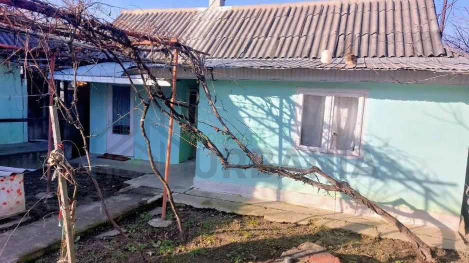 Casă cu teren intravilan 6.900 mp și extravilan 950 mp, Miroslovești, Iași, ieșire directă E85 - Poză 4