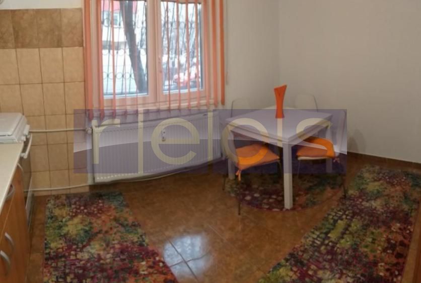 VANZARE 2 CAMERE- DECOMANDAT- PARCARE -470 m Metrou Eroii Revolutiei | - Poză 12