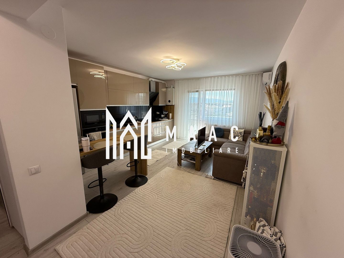 Apartament 2 camere de vânzare | Șelimbăr | pod | 2 parcări - Poză 2
