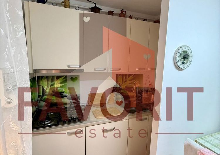 Etaj 2. Cu centrala proprie. Zona Bucovina - Poză 2