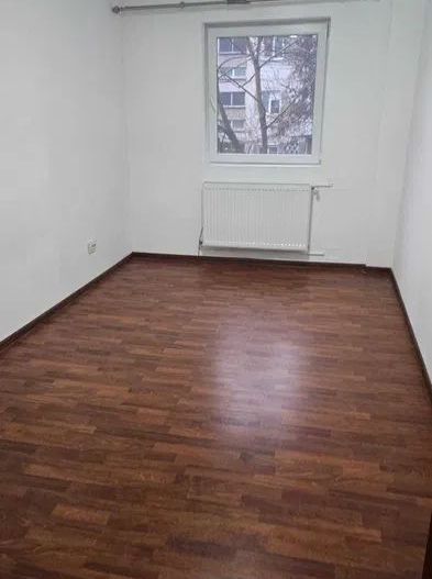 Dacia | 3 Camere | Etaj 1 - Poză 3