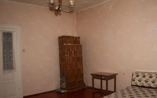 Casă tip duplex, ultracentral, str. Petru Rareș, curte 85 mp, 170000 € - Poză 18