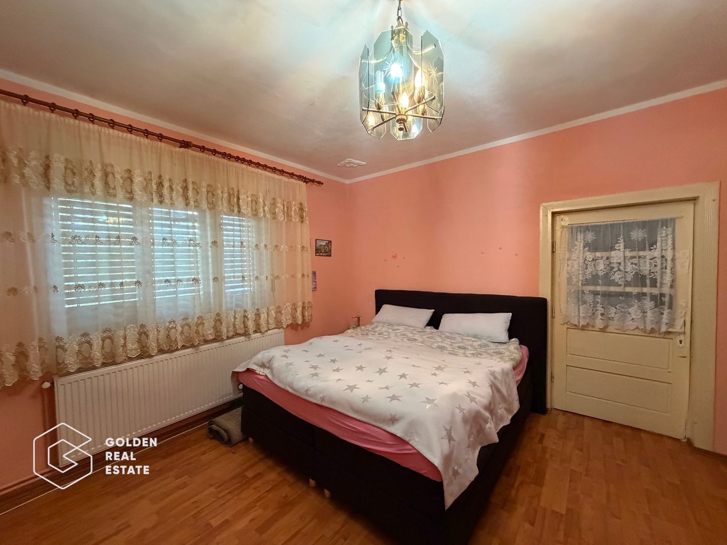 Casa cu doua corpuri de cladire in Gradiste - Poză 10