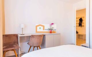 Langa Scoala AvenorVedere directa Padure Baneasa - parcare - Poză 8