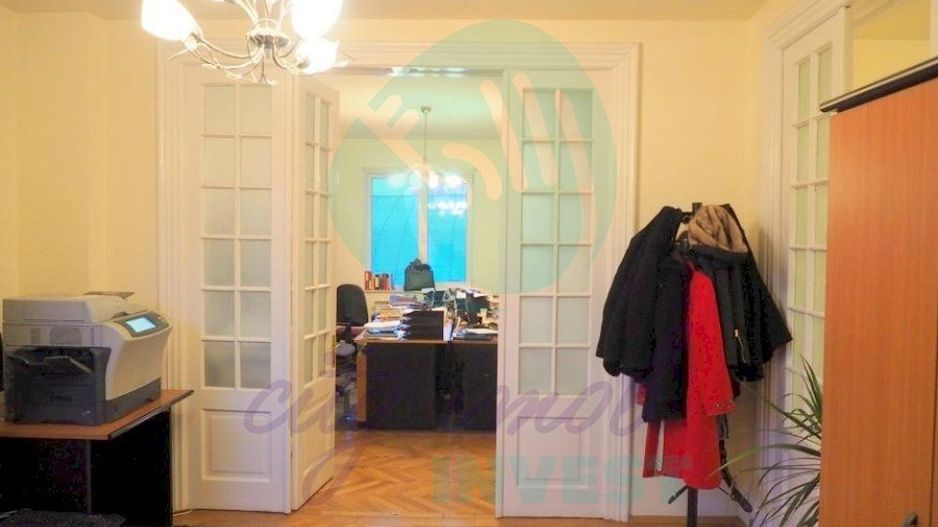 Vila RECONDITIONATA vis-a-vis de PARC - Poză 11