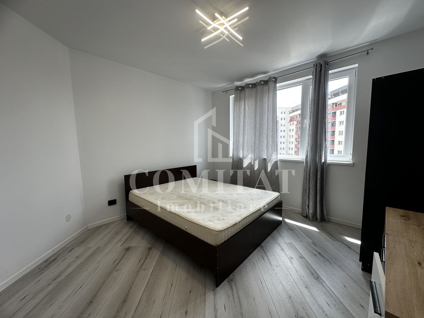 Apartament la etaj intermediar | 3 camere | Zona Bmw - Poză 6