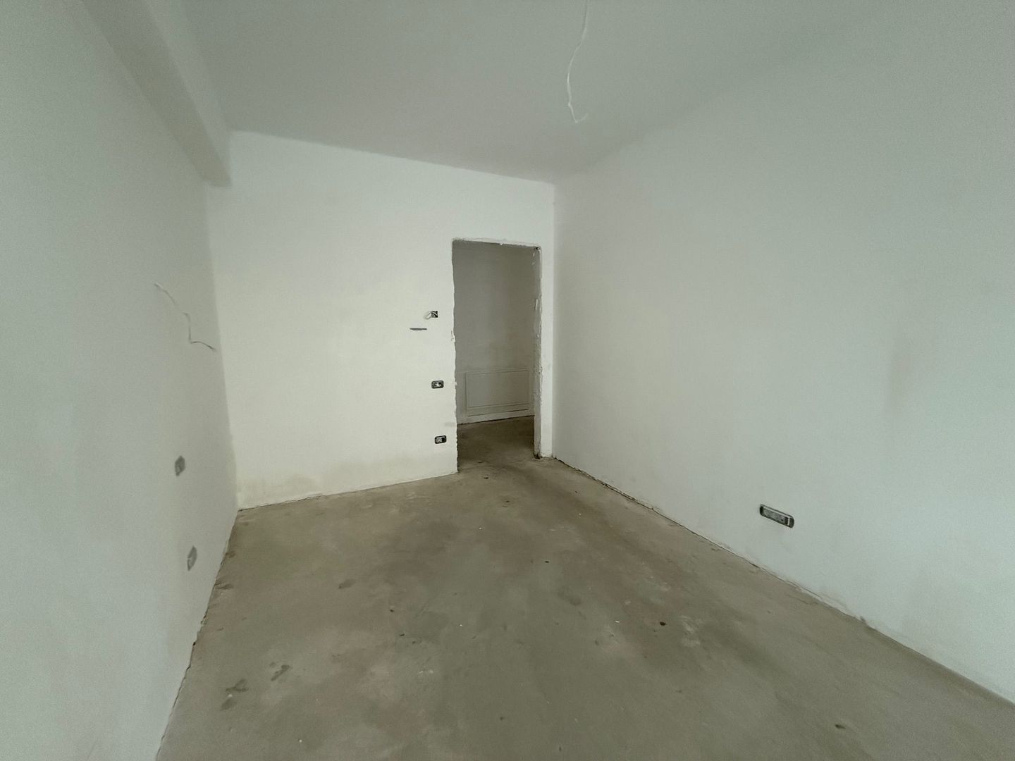 Apartament 4 Camere de Vanzare - Poză 8