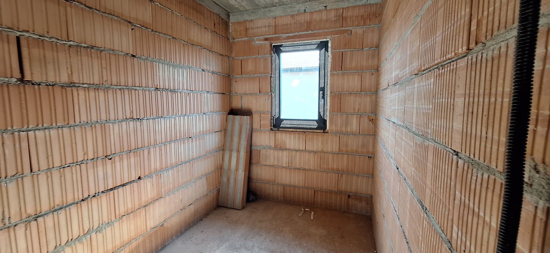 Locuinta individuala la cheie -teren de 661mp - Poză 31