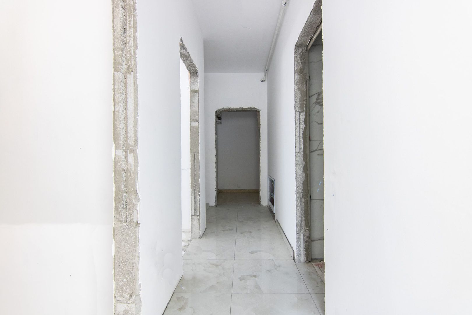 Apartament cu 2 Camere si 150 mp Curte Amenajata, la 5 minute de Metrou - Poză 11