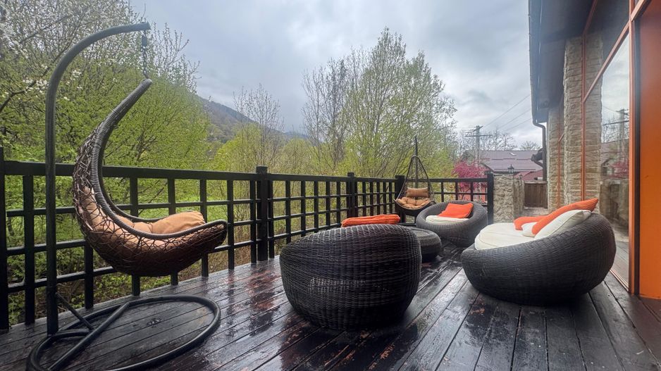 Pensiune deosebită în Bran || priveliște panoramică, facilitati premium - Poză 33