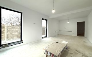 Duplex despartit prin camera tehnica cu 4 camere | Giroc - Poză 1