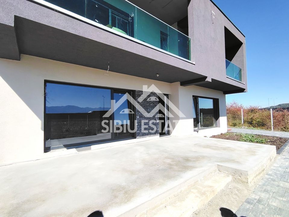 Casa noua Sibiu, Selimbar  teren 790 mp, garaj dublu, terase - Poză 1