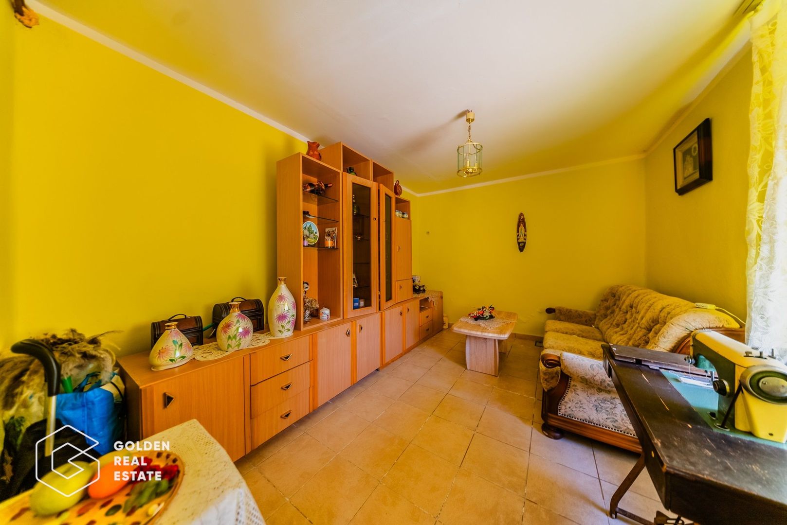 Casa situata in comuna Seitin, la cheie - Poză 4